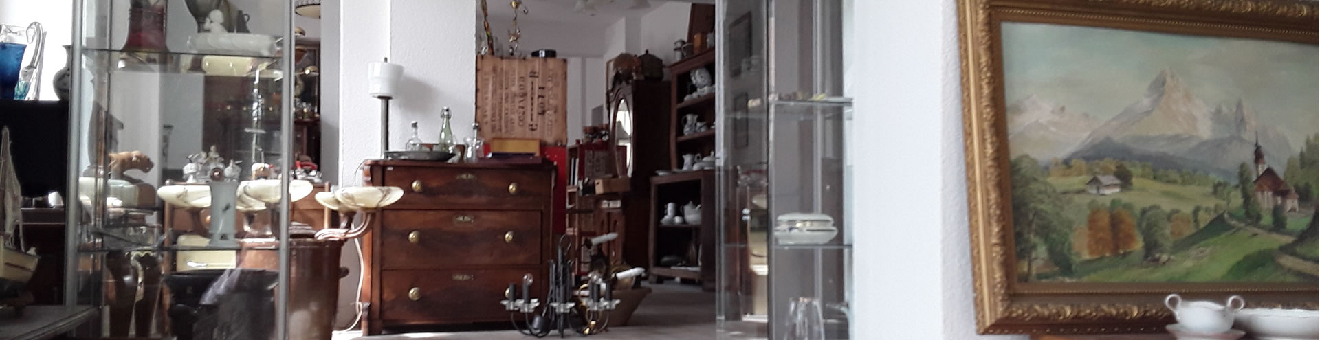 Antik & Trödel Laden in Dresden - von Antiquitäten bis Gebraucht-Möbel