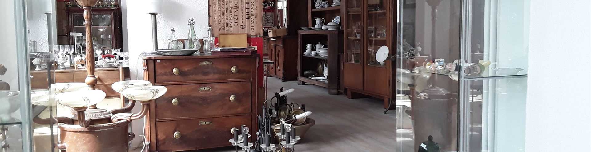 Antik & Trödel Laden in Dresden - von Antiquitäten bis Gebraucht-Möbel